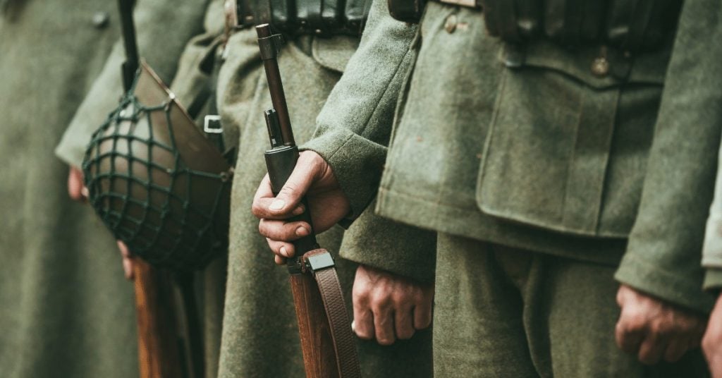 soldiers standing in line