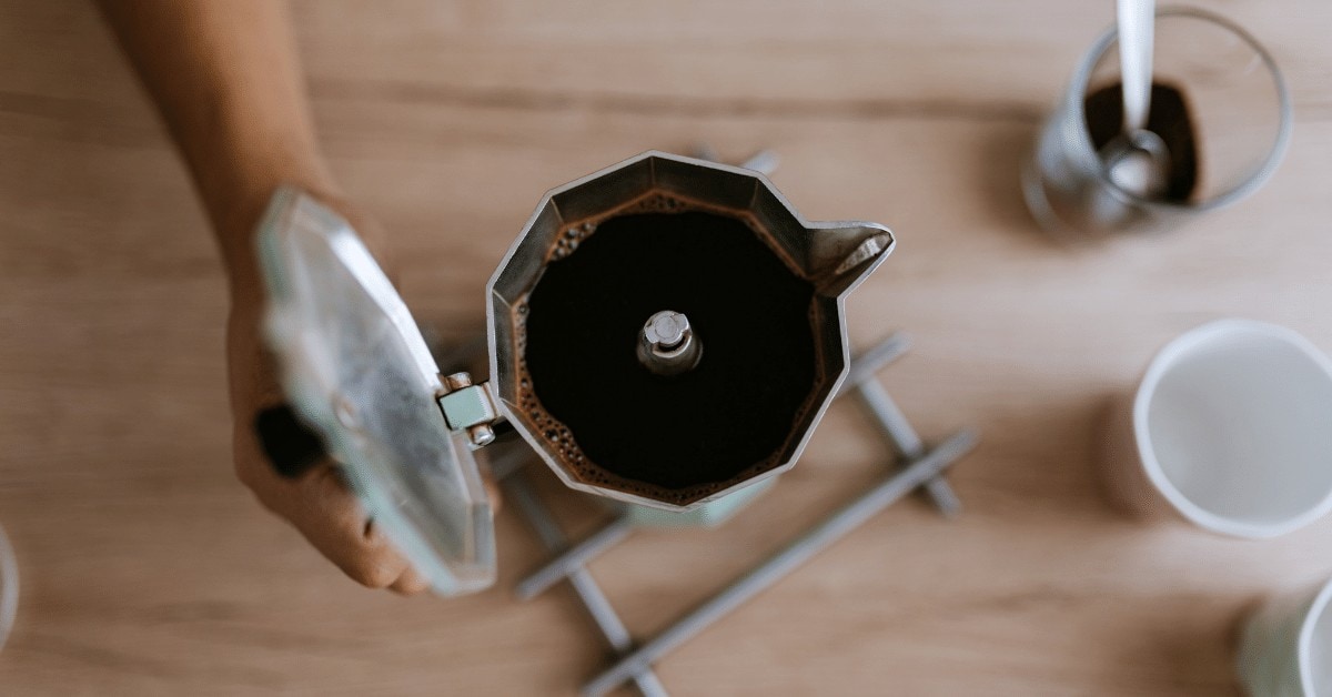 Next Generation of the Moka Pot — Stovetop Espresso Maker at 9 Bar