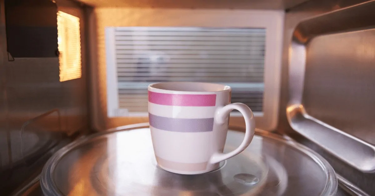 coffee mug in microwave oven