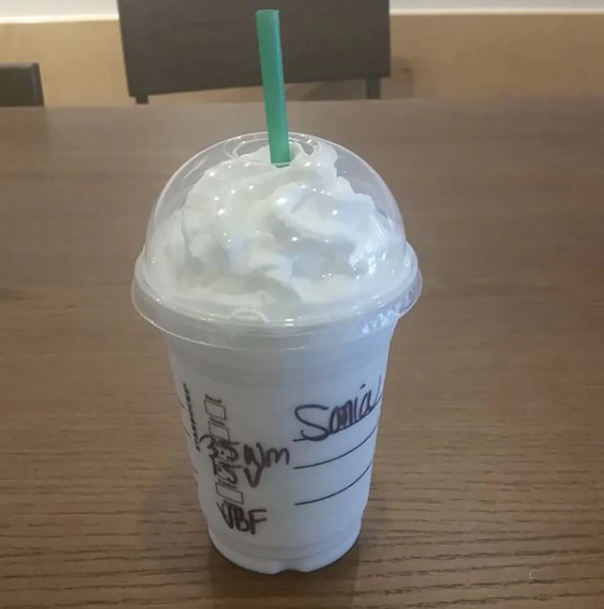 Marshmallow Crème Frappuccino