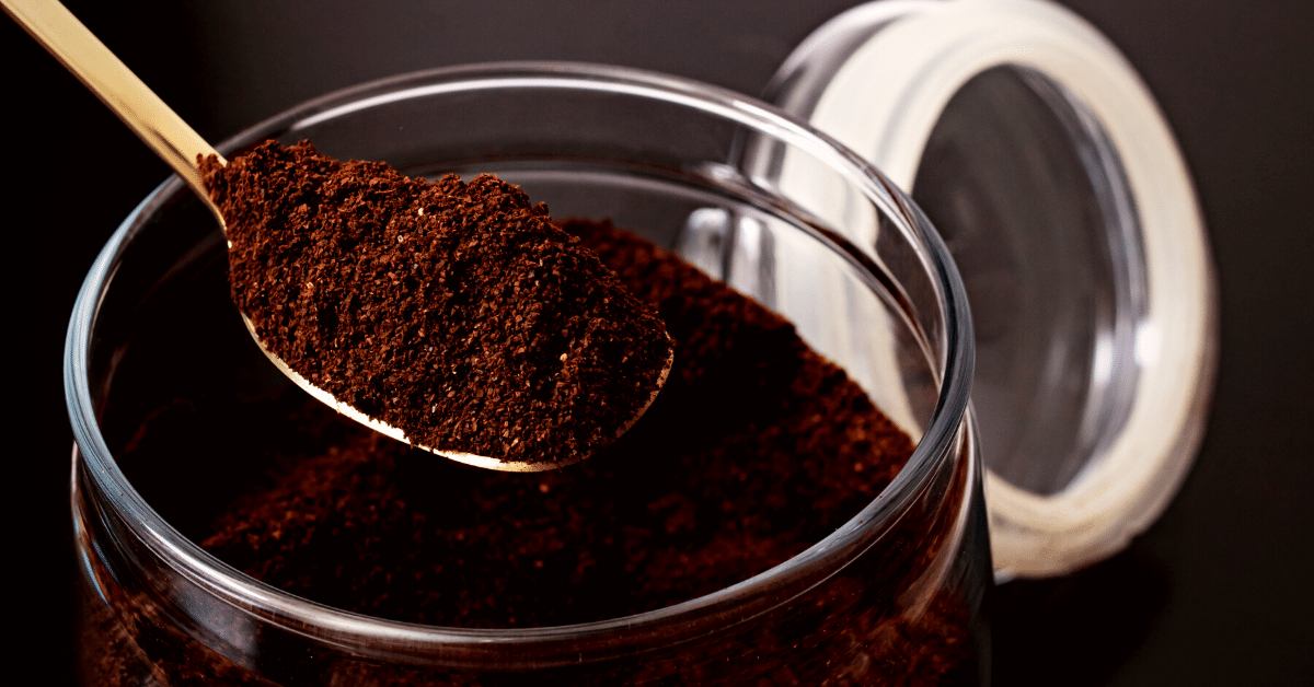 coffee grounds in a tablespoon