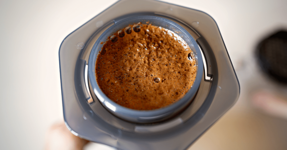 brewing coffee in aeropress